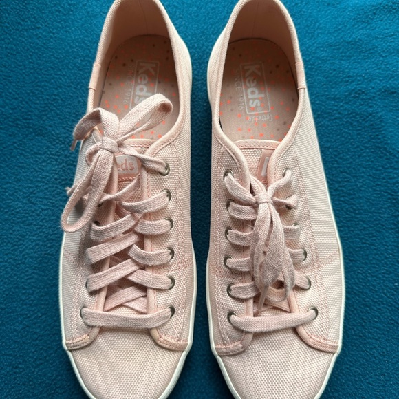Keds Pink Canvas Sneakers Casual Comfort - Picture 2 of 9